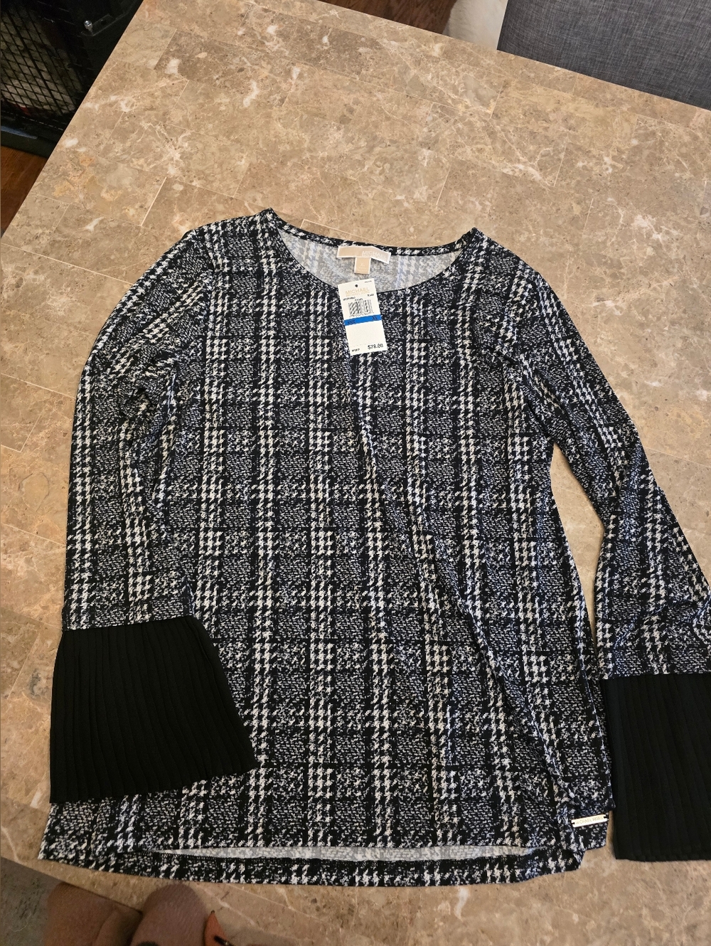 MICHAEL Michael Kors Black and White Houndstooth Shirt With Pleated Cuffs Sz Xl